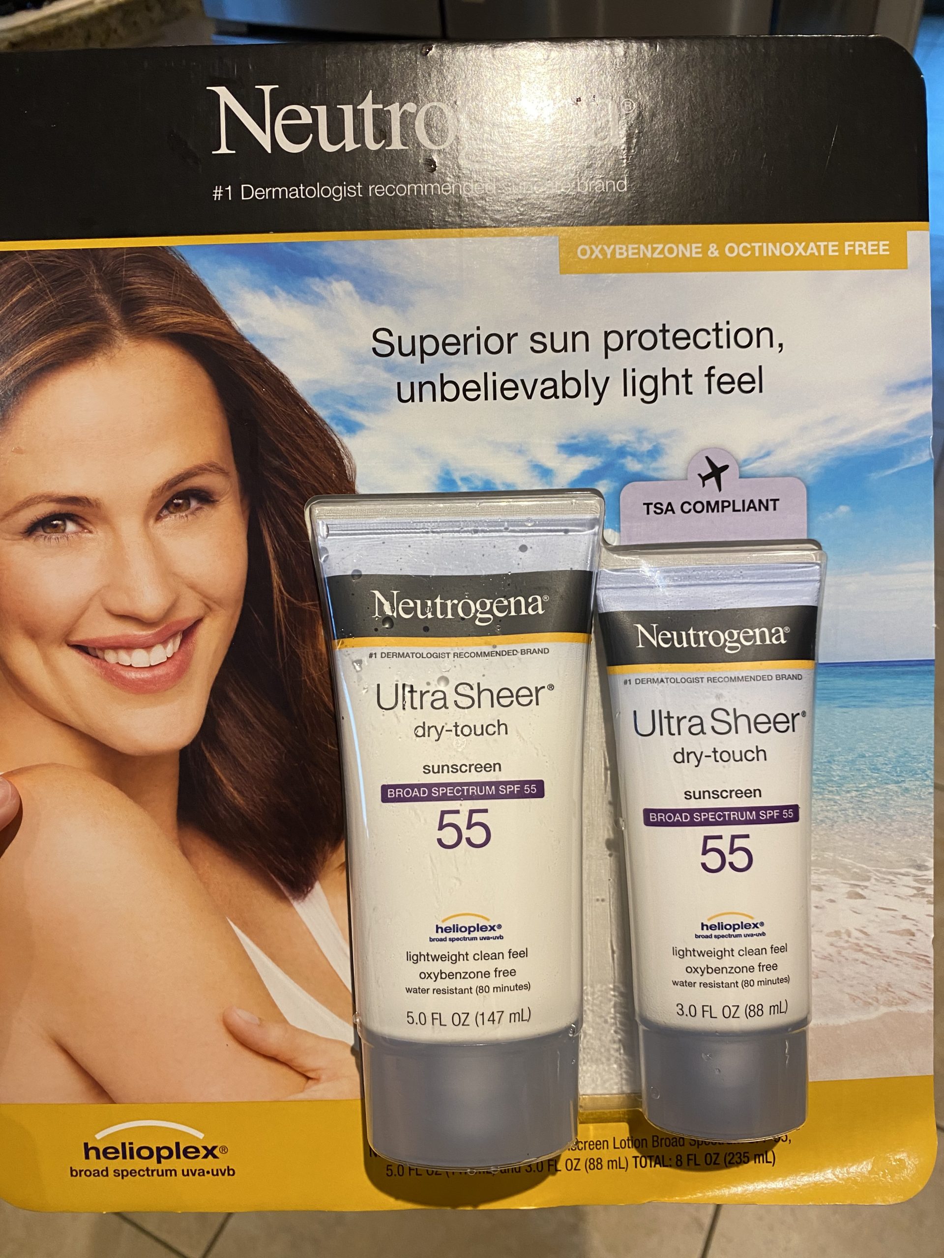 Neutrogena sunscreen